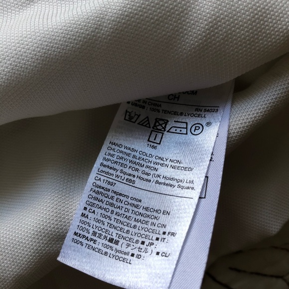 Banana Republic Tencel Lyocell Sleeveless Lace-up Shirt - Picture 7 of 8